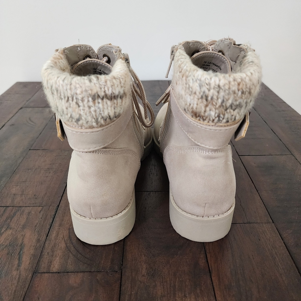 St. John's Bay Frampton Taupe Lace-up Knit Cuff Buckle Boots Sz 7 Classic Casual - Picture 12 of 12